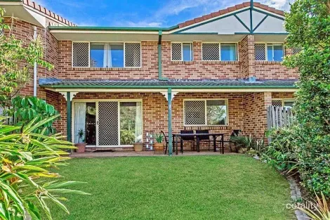 Property photo of 19/2 Cassowary Drive Burleigh Waters QLD 4220