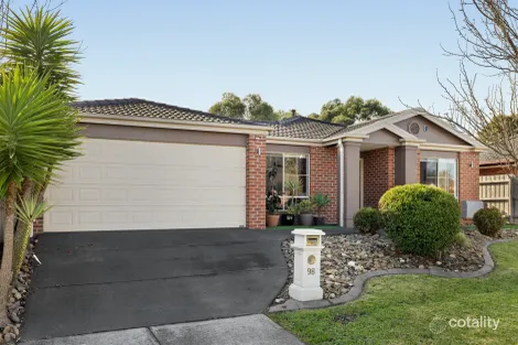 98 FAIRWAY DR, ROWVILLE, VIC 3178