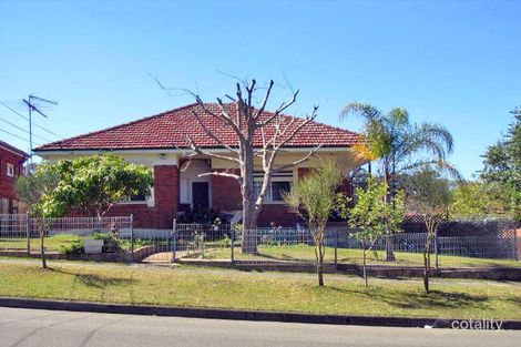 11 Commissioners Rd, Denistone, NSW 2114