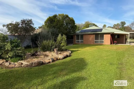 69 Russell St, Howlong, NSW 2643