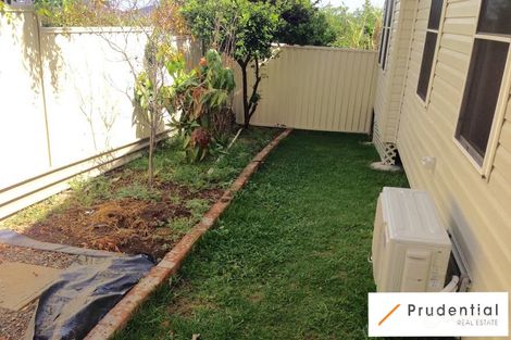 Property photo of 82 Fenton Crescent Minto NSW 2566
