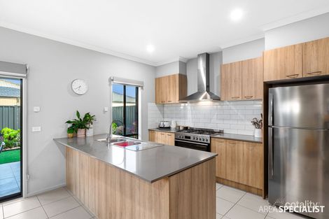 Property photo of 13 Bledisloe Street Tarneit VIC 3029