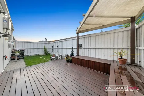 Property photo of 14 Woodman Circuit Wollert VIC 3750