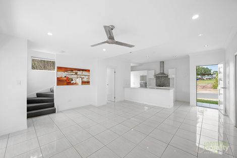 Property photo of 1/2 Harmony Drive Clinton QLD 4680
