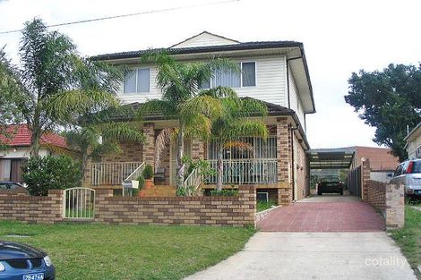 22 Hillcrest Ave, Greenacre, NSW 2190