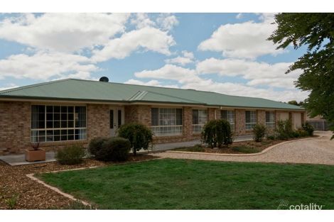 Property photo of 15 Ashby Drive Bungendore NSW 2621