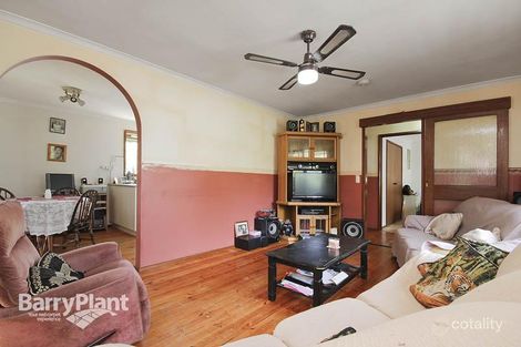 Property photo of 38 Bourke Road Cranbourne VIC 3977