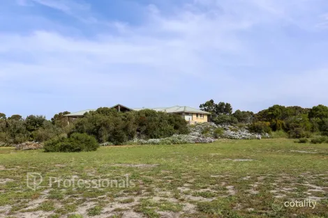 Property photo of 431 Eleven Mile Beach Road Pink Lake WA 6450