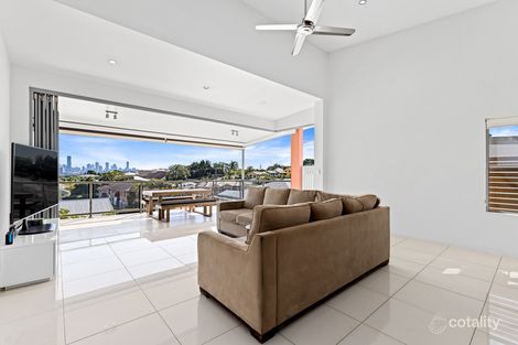 Property photo of 4/53 Douglas Street Greenslopes QLD 4120