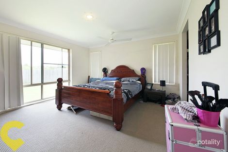 Property photo of 8 Wirragrove Circuit Kallangur QLD 4503