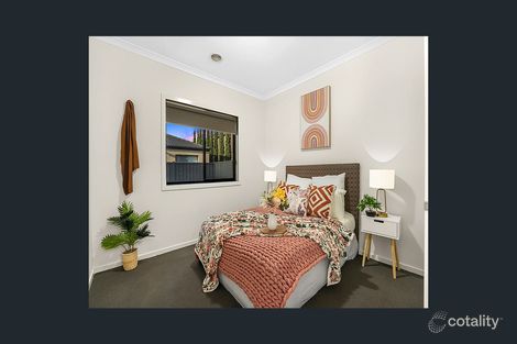 Property photo of 32 Starling Avenue Tarneit VIC 3029