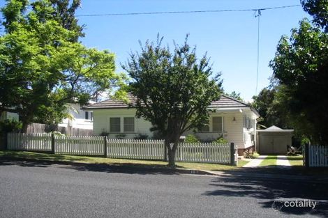 16 Melbourne St, East Gosford, NSW 2250