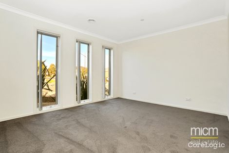 Property photo of 1 Ribbon Close Point Cook VIC 3030