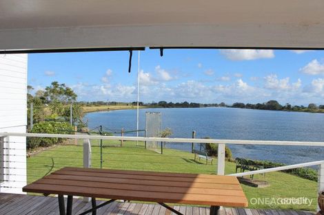 1 Riverside Dr, Kinchela, NSW 2440