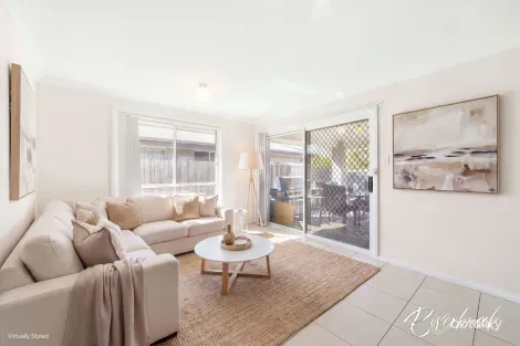 Property photo of 21 Young Circuit Elderslie NSW 2570