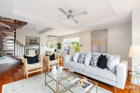 Property photo of 2/10 Eaton Street Neutral Bay NSW 2089