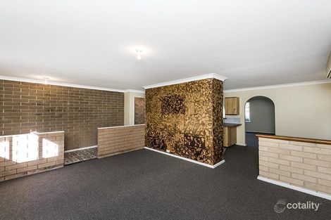 Property photo of 24 Dolphin Way Beldon WA 6027