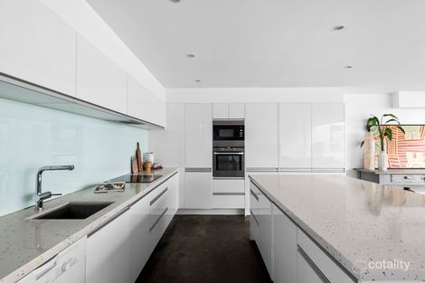Property photo of 5 Tucker Place Fitzroy North VIC 3068
