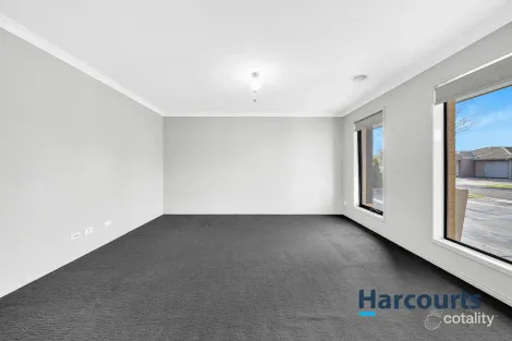 Property photo of 43 Jupiter Crescent Cranbourne West VIC 3977