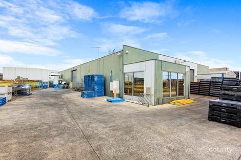 32 Brett Dr, Carrum Downs, VIC 3201