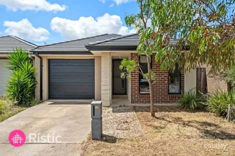 Property photo of 22 Taworri Crescent Werribee VIC 3030