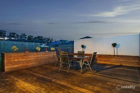 Property photo of 25 Arthur Phillip Drive Pakenham VIC 3810