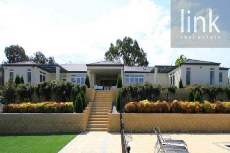 33 Stafford Rd, West Albury, NSW 2640