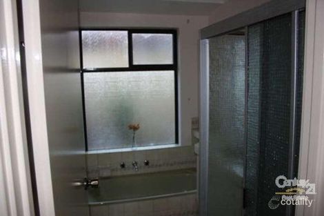 Property photo of 5 Logpine Crescent Camillo WA 6111