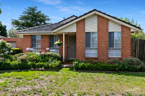 Property photo of 27 Saratoga Crescent Keilor Downs VIC 3038