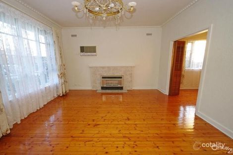 Property photo of 15 Quinns Road Bentleigh East VIC 3165