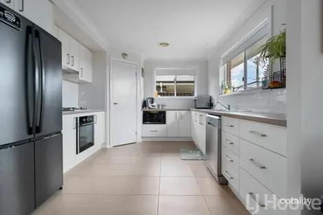 Property photo of 70 Hamilton Street Eglinton NSW 2795