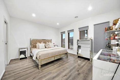 Property photo of 31 Muskwood Drive Mickleham VIC 3064