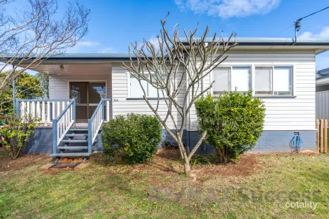 314 South St, Harristown, QLD 4350