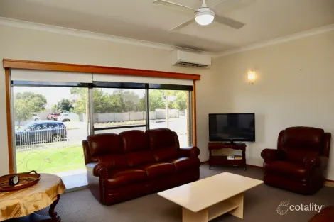 Property photo of 9 Griffith Street Wodonga VIC 3690