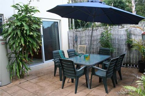 Property photo of 1/26 Navy Street Holland Park West QLD 4121