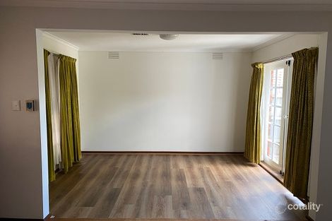 Property photo of 24 Lindsay Avenue Sunbury VIC 3429