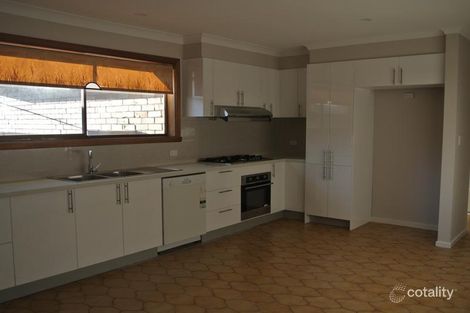 Property photo of 16 Hillside Street Springvale VIC 3171