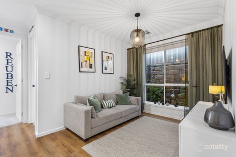 Property photo of 19 Firetail Court Mount Barker SA 5251