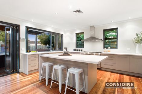 Property photo of 5 Douglas Court Strathmore Heights VIC 3041