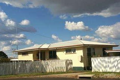 8 Mcmahon Cres, Newtown, QLD 4350