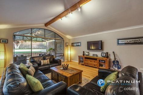 Property photo of 23 Angle Place Mullaloo WA 6027