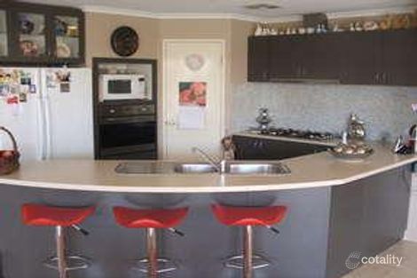 Property photo of 52 Fruit Tree Crescent Forrestfield WA 6058