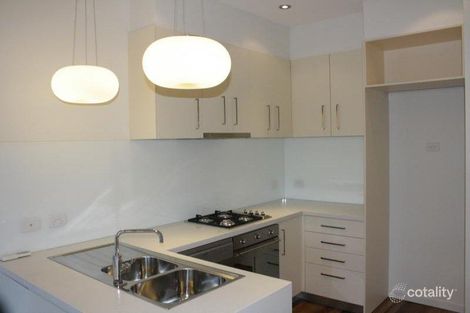 2/87-89 Raleigh St, Essendon, VIC 3040