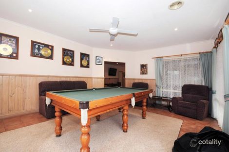Property photo of 8 Windsor Grange Court Skye VIC 3977