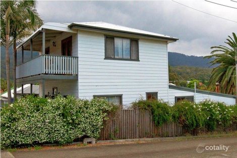 28 Hopetoun St, Woonona, NSW 2517