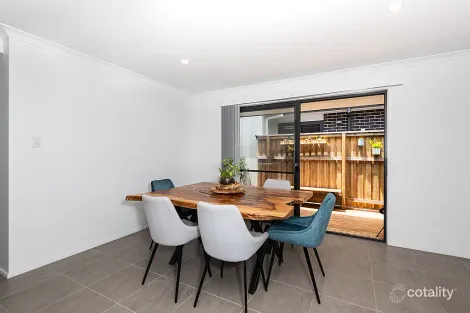 Property photo of 6 Serene Court Bray Park QLD 4500