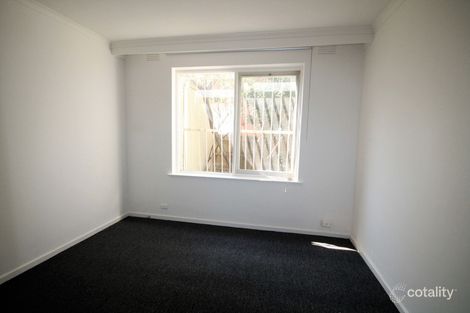 Property photo of 1/35 Narong Road Caulfield North VIC 3161