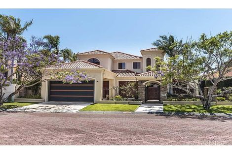Property photo of 14 Charolais Crescent Benowa QLD 4217