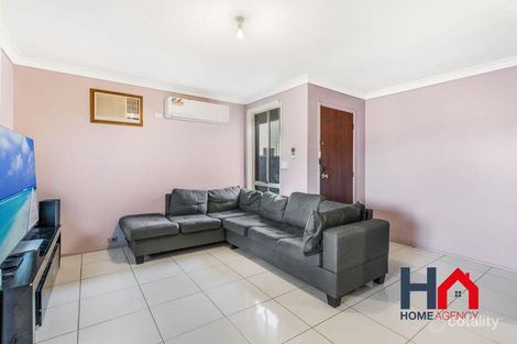 Property photo of 1/5-7 Budgerigar Street Green Valley NSW 2168