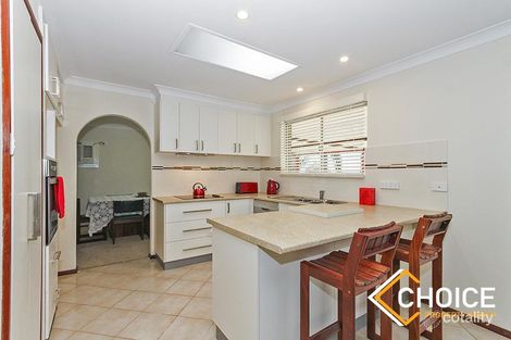 Property photo of 29 Armour Way Lesmurdie WA 6076